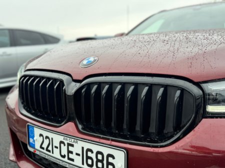 2022 BMW 5-Series - photo 3