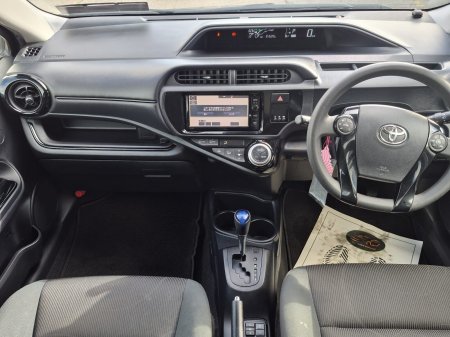 2016 Toyota Aqua - photo 21