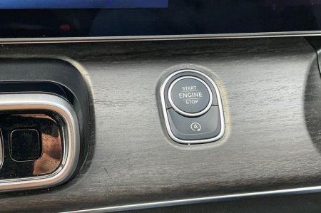 2025 Mercedes-Benz V-Class - photo 30