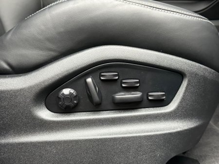 2025 Porsche Cayenne - photo 18