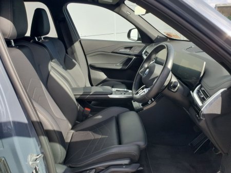 2025 BMW iX1 - photo 12