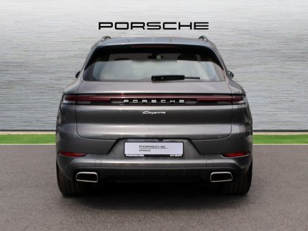 2026 Porsche Cayenne - photo 9