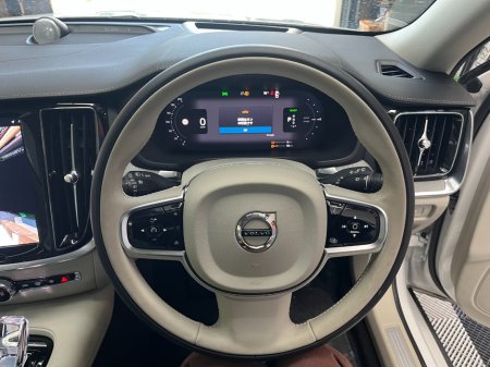 2025 Volvo V60 - photo 12