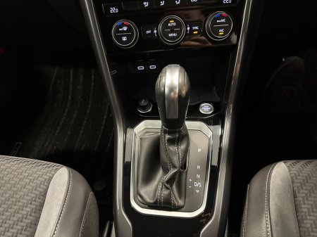 2021 Volkswagen T-Roc - photo 34