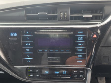 2018 Toyota Auris - photo 14