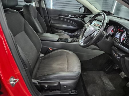 2018 Vauxhall Insignia - photo 14