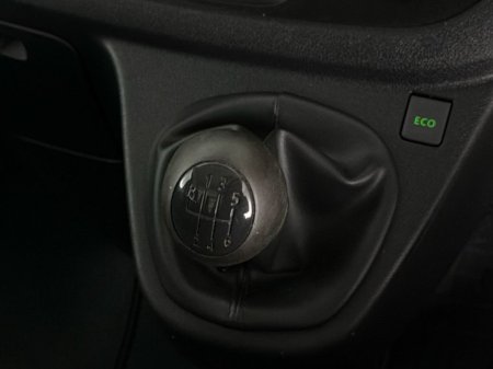 2017 Opel Vivaro - photo 23