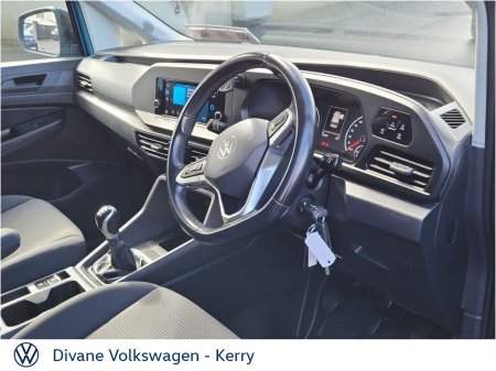 2021 Volkswagen Caddy - photo 2