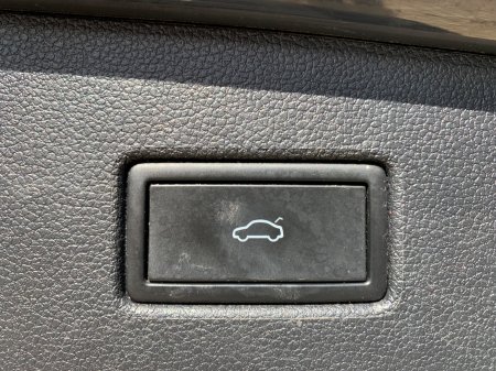 2022 Volkswagen Tiguan - photo 12