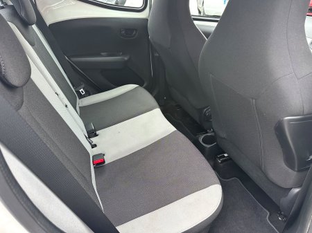 2016 Toyota Aygo - photo 9
