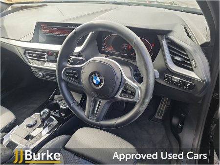 2021 BMW 1-Series - photo 11