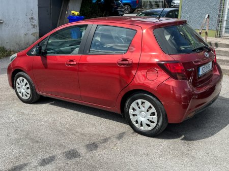 2015 Toyota Yaris - photo 9
