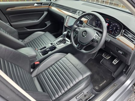 2018 Volkswagen Passat - photo 9