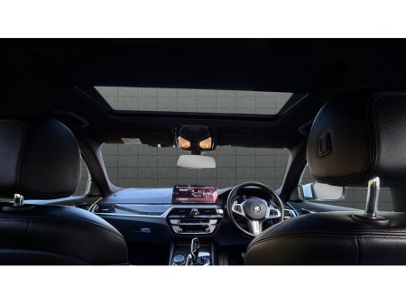 2021 BMW 5-Series - photo 28