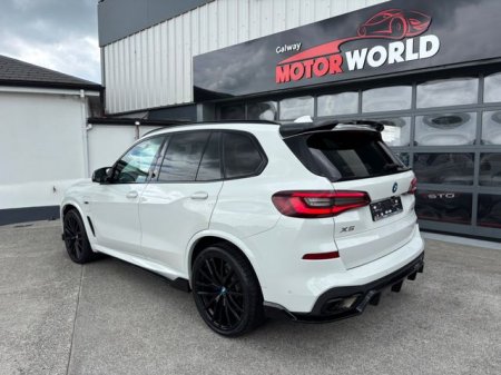 2023 BMW X5 - photo 2