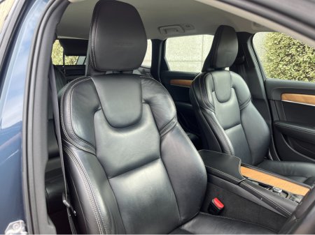 2019 Volvo V90 - photo 14