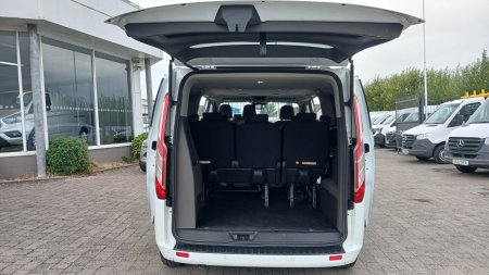 2020 Ford Tourneo - photo 23