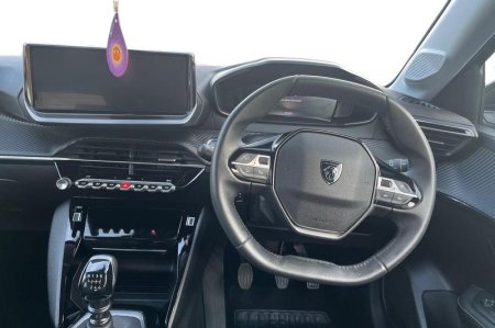 2024 Peugeot 208 - photo 11
