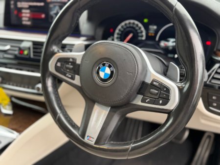 2019 BMW 5-Series - photo 7