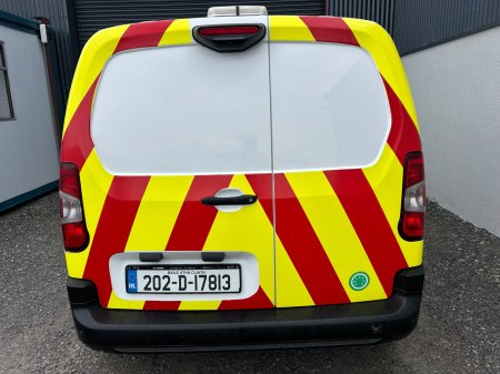 2020 Peugeot Partner - photo 6