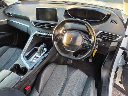 2020 Peugeot 5008 - photo 23