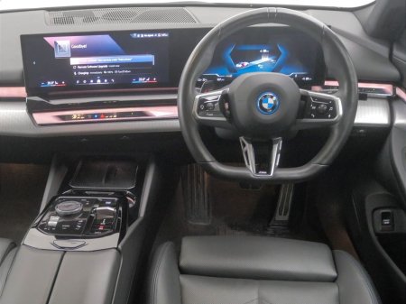 2024 BMW i5 - photo 5