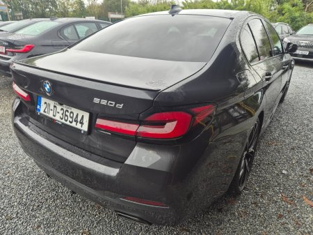 2021 BMW 5-Series - photo 6