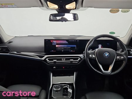 2023 BMW 3-Series - photo 11