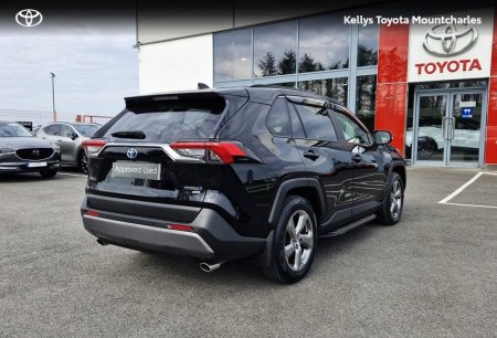 2019 Toyota RAV4 - photo 2