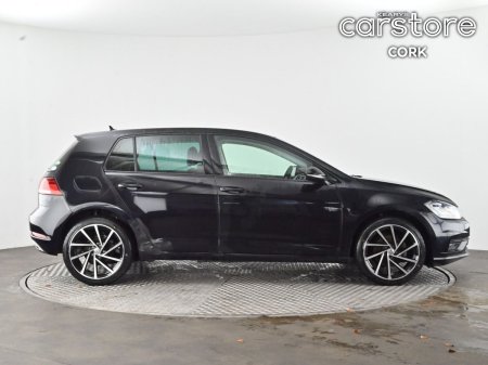 2019 Volkswagen Golf - photo 2