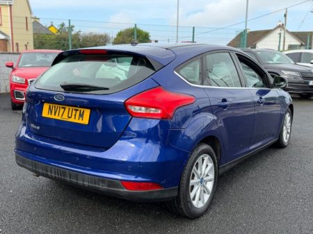 2017 Ford Focus - photo 3