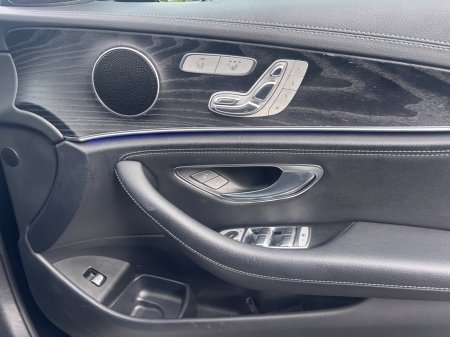2020 Mercedes-Benz E-Class - photo 12