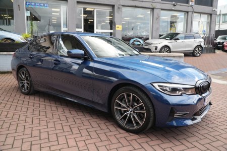 2021 BMW 3-Series - photo 2