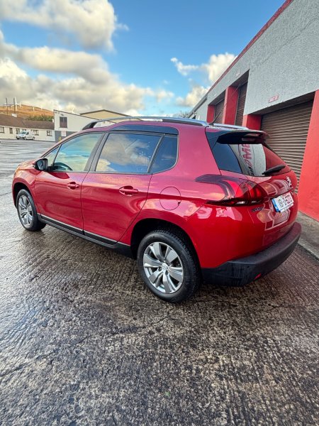 2018 Peugeot 2008 - photo 2
