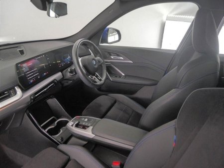 2023 BMW iX1 - photo 7
