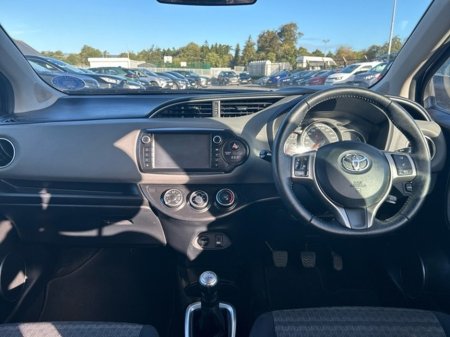 2016 Toyota Yaris - photo 8
