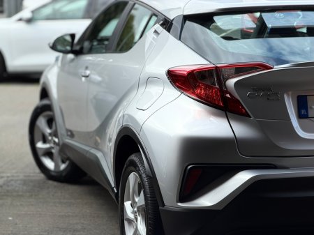 2017 Toyota C-HR - photo 9