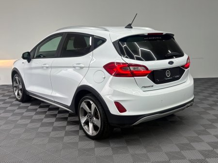 2020 Ford Fiesta - photo 7