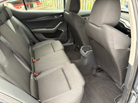 2021 Skoda Octavia - photo 8