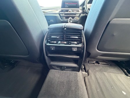 2019 BMW 5-Series - photo 33