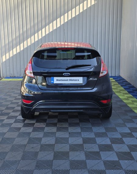 2015 Ford Fiesta - photo 9