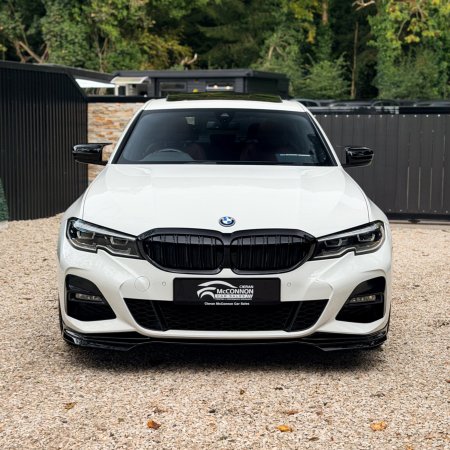 2022 BMW 3-Series - photo 3