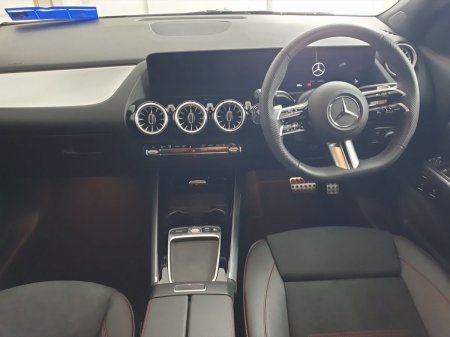 2025 Mercedes-Benz GLA - photo 10