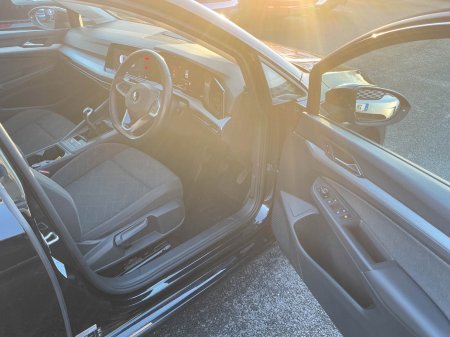 2023 Volkswagen Golf - photo 11