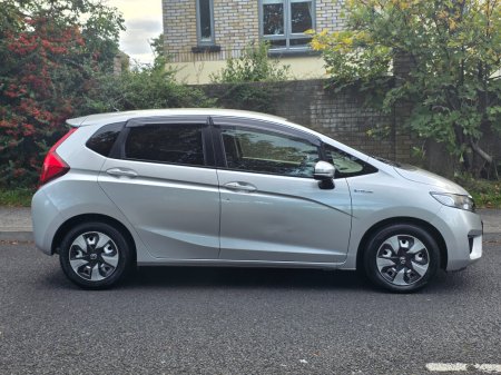 2017 Honda Fit - photo 2