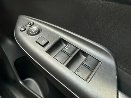 2018 Honda Fit - photo 15