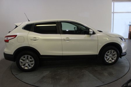 2016 Nissan Qashqai - photo 2