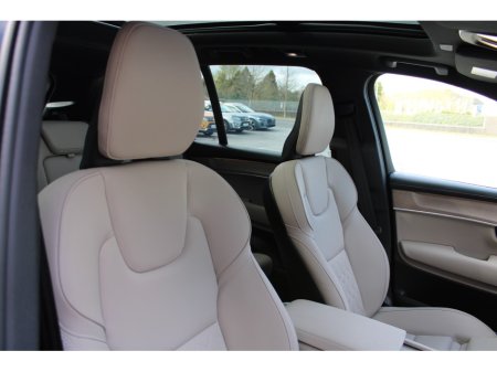 2025 Volvo XC90 - photo 13