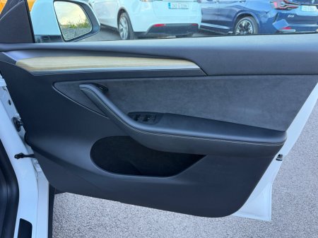 2023 Tesla Model Y - photo 14