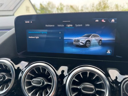 2025 Mercedes-Benz GLA - photo 14